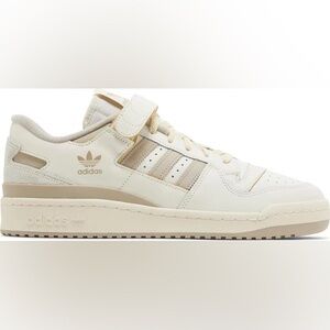 Brand New Adidas Low Forum Sneakers